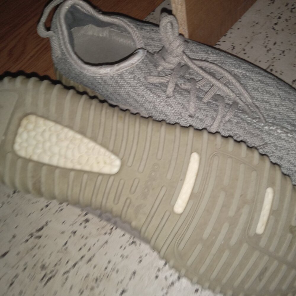 Adidas Boost - Picture 2 of 3